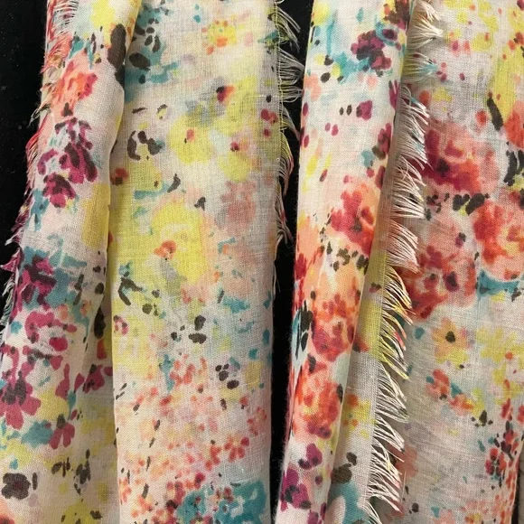 Spring scarf! - Picture 5 of 5